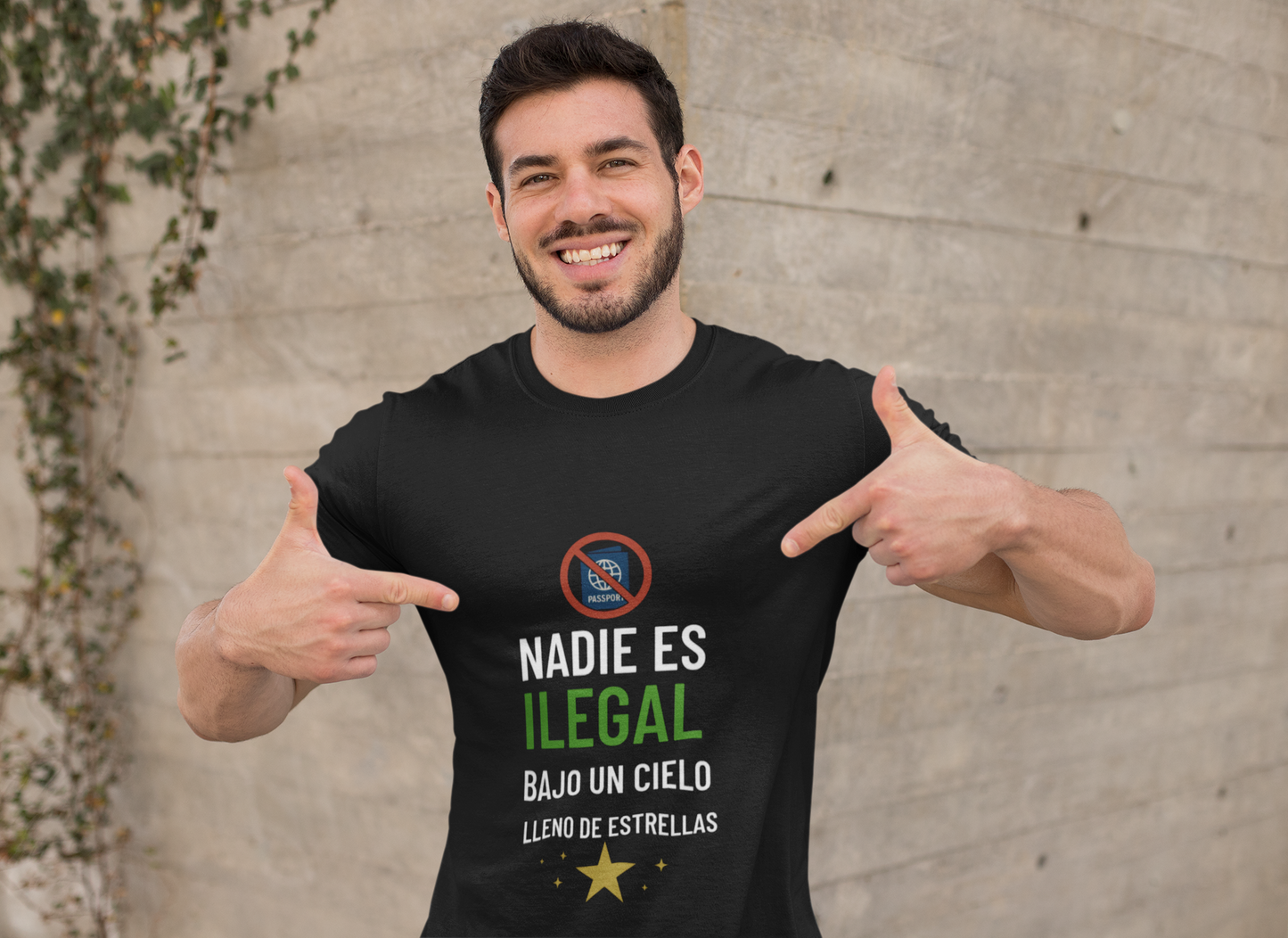 "Nadie es Ilegal bajo un Cielo Estrellado" –Camiseta